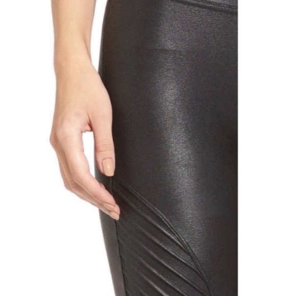 SPANX Black Faux Leather Moto Leggings Size L - Picture 10 of 11
